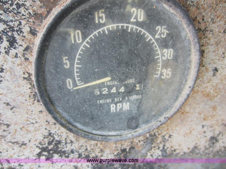 image for item D5603 1980 International 5000 mixer truck