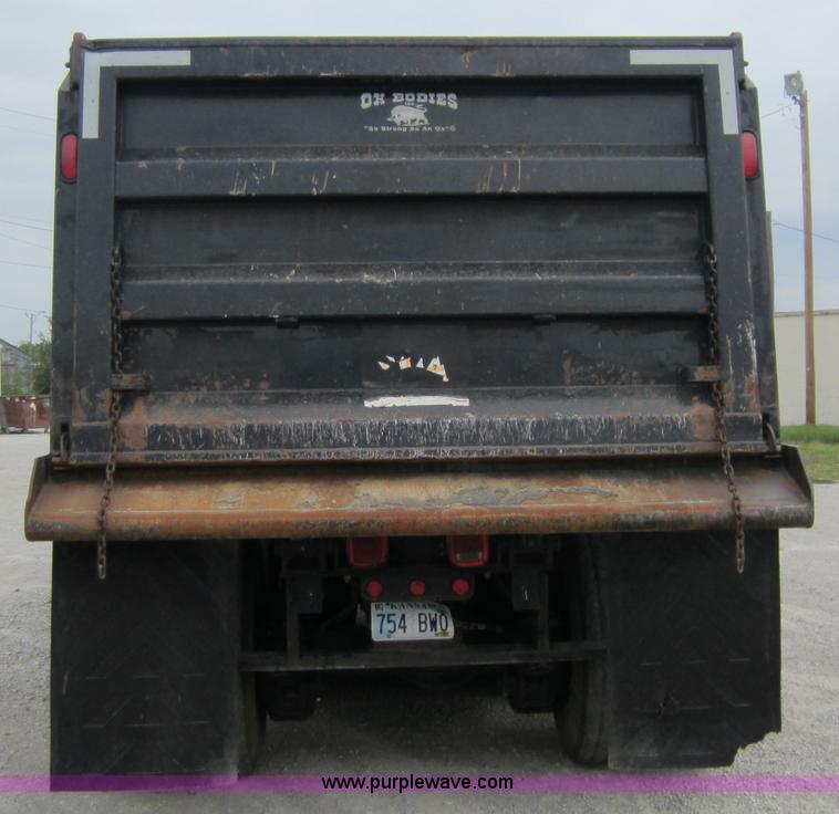 image for item D5651 2007 Mack CV713 Granite dump truck