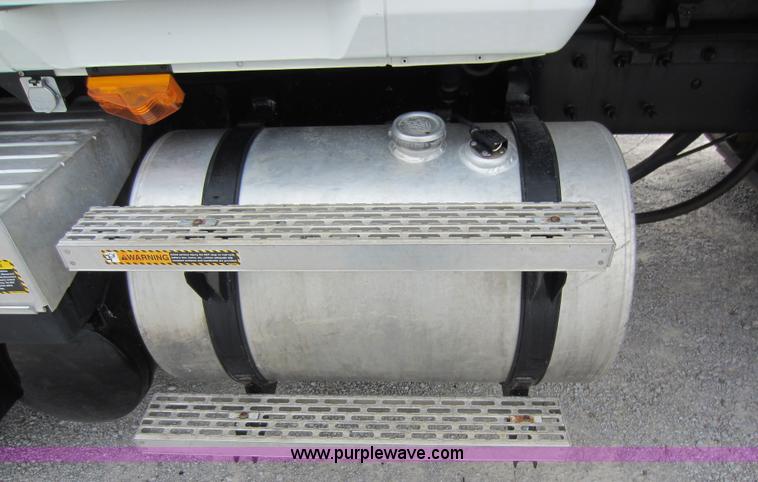 image for item D5651 2007 Mack CV713 Granite dump truck