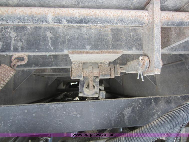 image for item D5651 2007 Mack CV713 Granite dump truck