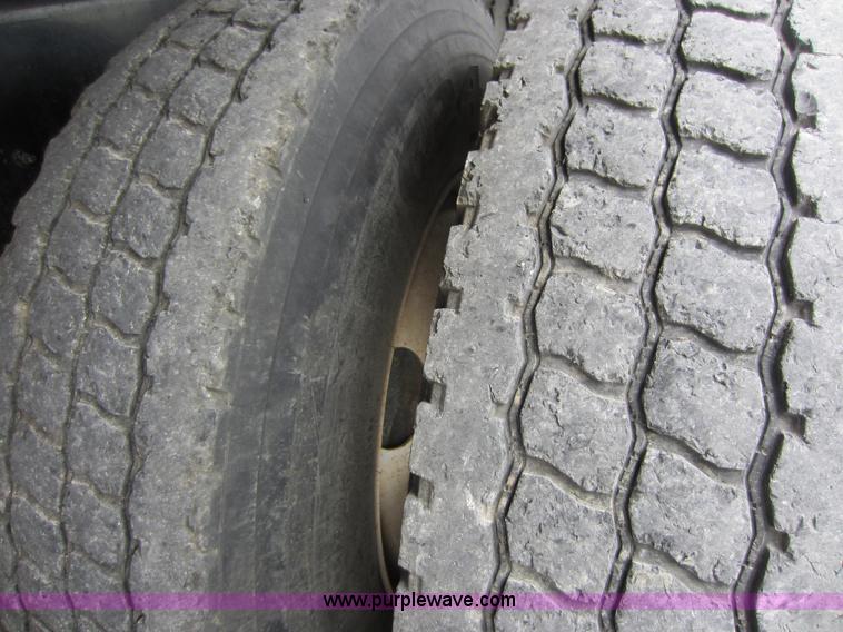 image for item D5651 2007 Mack CV713 Granite dump truck