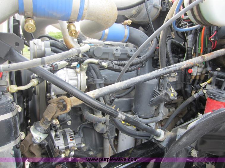 image for item D5651 2007 Mack CV713 Granite dump truck