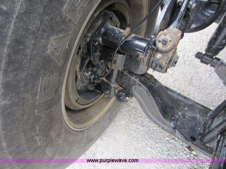 image for item D5651 2007 Mack CV713 Granite dump truck