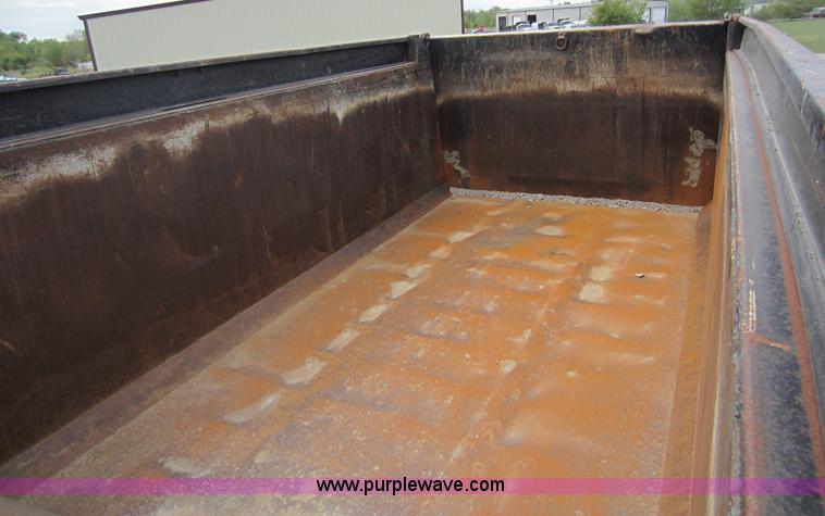 image for item D5651 2007 Mack CV713 Granite dump truck