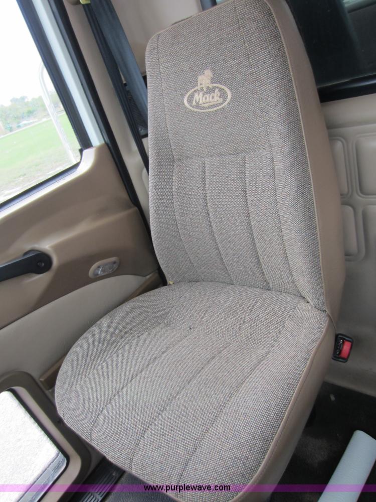 image for item D5651 2007 Mack CV713 Granite dump truck