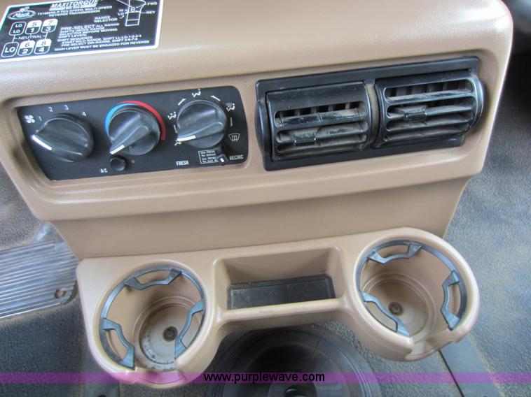 image for item D5651 2007 Mack CV713 Granite dump truck