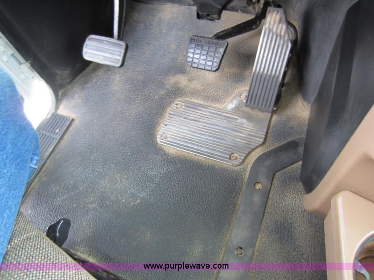 image for item D5651 2007 Mack CV713 Granite dump truck