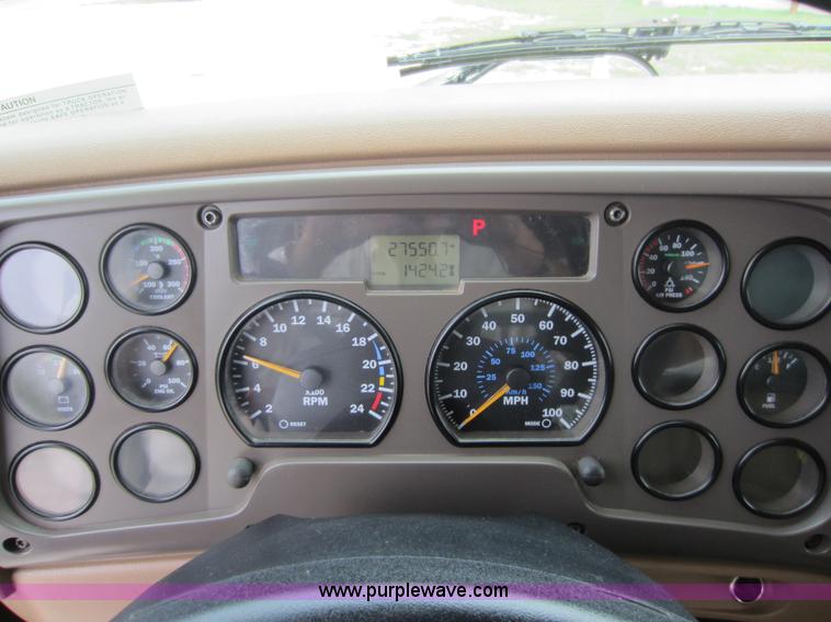 image for item D5651 2007 Mack CV713 Granite dump truck