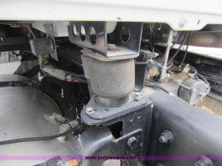 image for item D5651 2007 Mack CV713 Granite dump truck