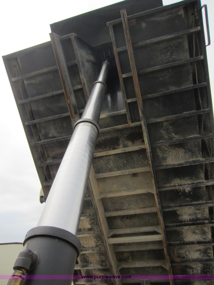 image for item D5651 2007 Mack CV713 Granite dump truck