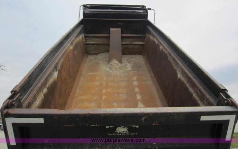 image for item D5651 2007 Mack CV713 Granite dump truck