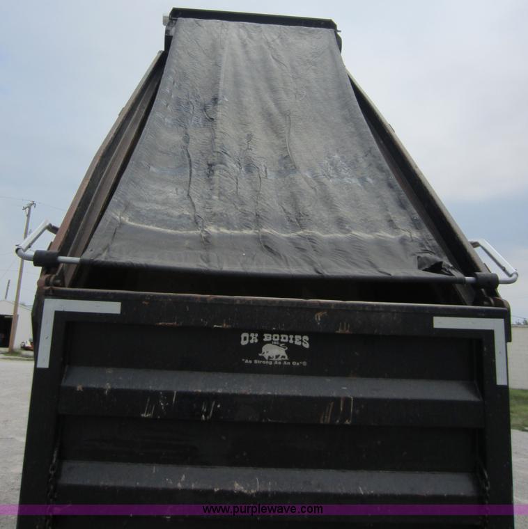 image for item D5651 2007 Mack CV713 Granite dump truck