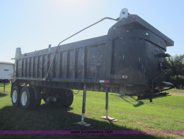 image for item D5659 1979 Lufkin end dump trailer