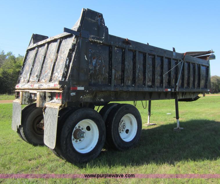 image for item D5659 1979 Lufkin end dump trailer