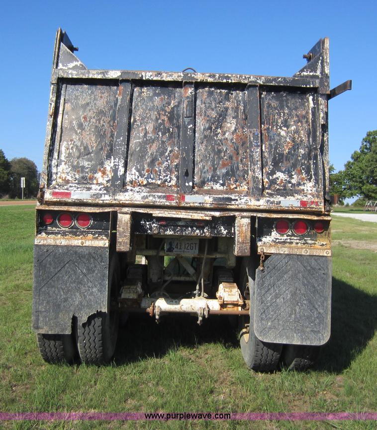 image for item D5659 1979 Lufkin end dump trailer