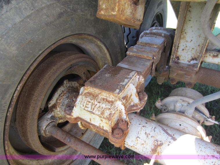 image for item D5659 1979 Lufkin end dump trailer