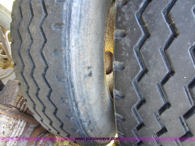 image for item D5659 1979 Lufkin end dump trailer