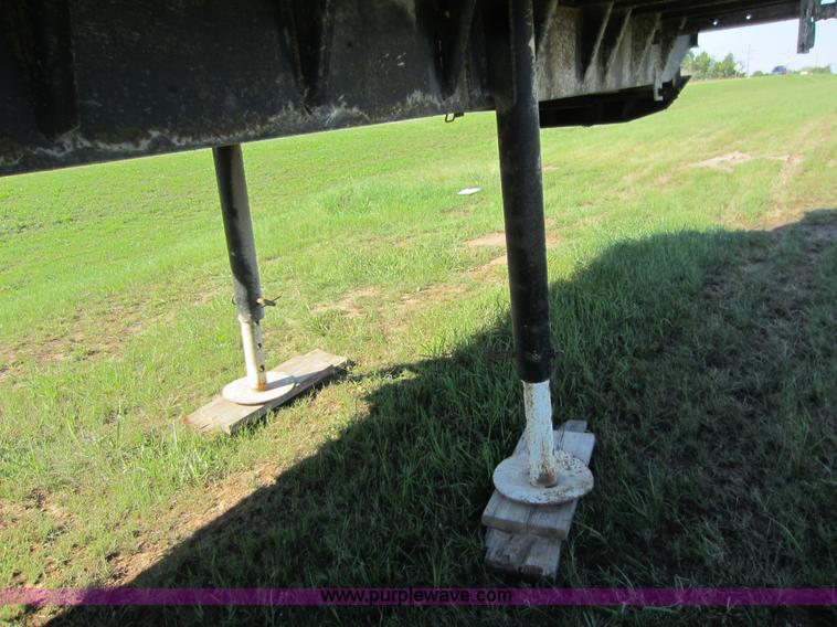 image for item D5659 1979 Lufkin end dump trailer
