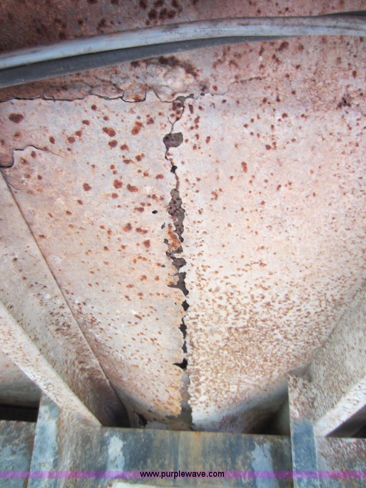 image for item D5659 1979 Lufkin end dump trailer