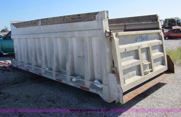 image for item D5660 Miller 17' aluminum dump bed