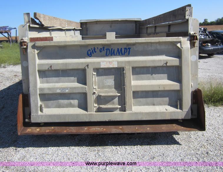 Miller 17' aluminum dump bed in Baxter Springs, KS Item D5660 sold