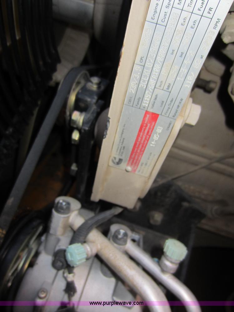 image for item D5661 2004 Hyundai 140LC-7 excavator