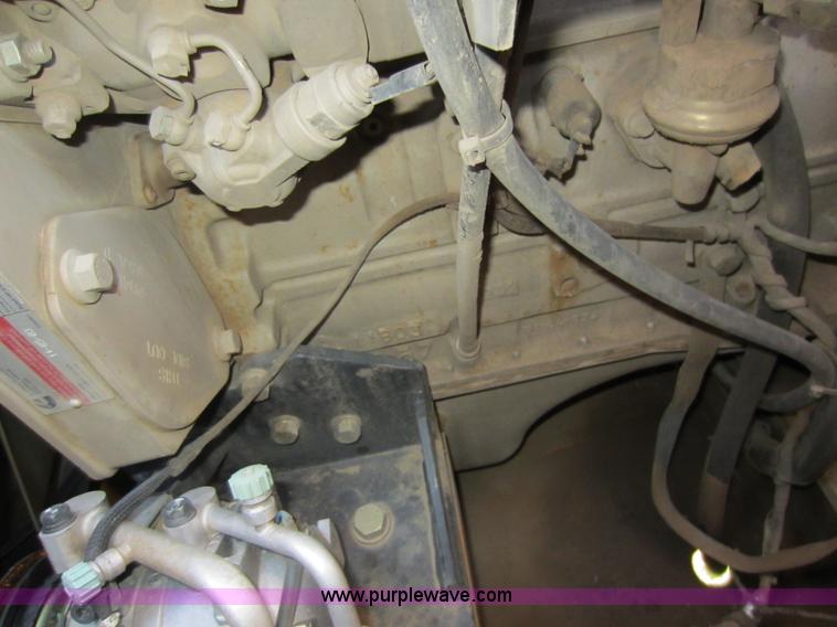 image for item D5661 2004 Hyundai 140LC-7 excavator