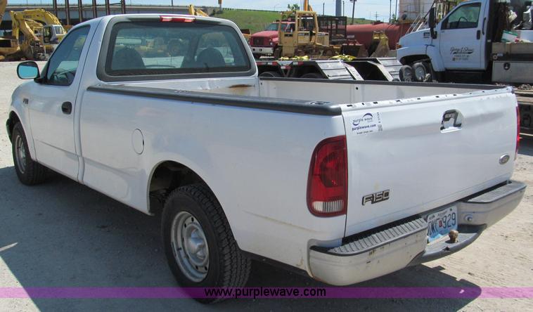 image for item E2134 2000 Ford F150 pickup truck