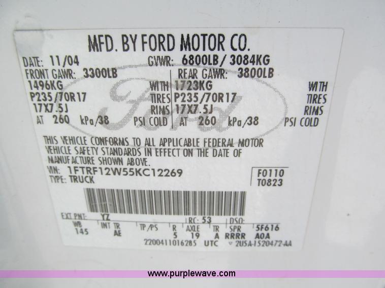 image for item E2135 2005 Ford F150 XL pickup truck