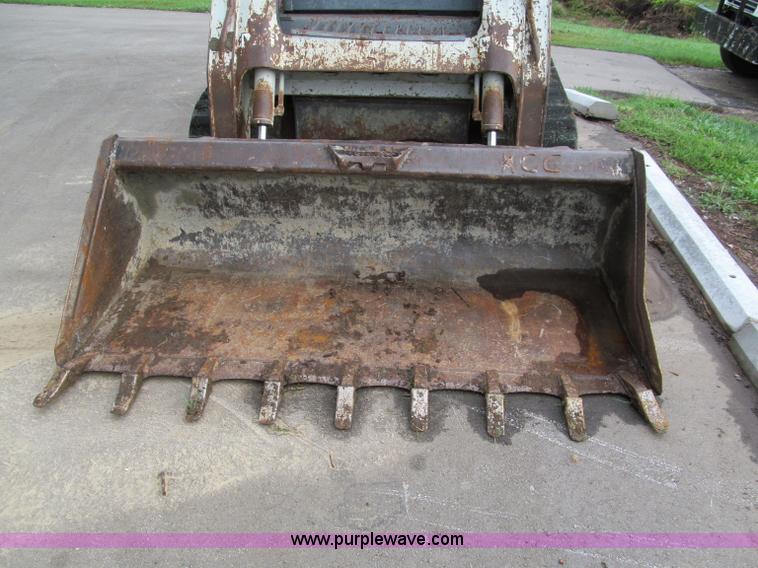 image for item E2172 2004 Takeuchi TL150 track skid steer