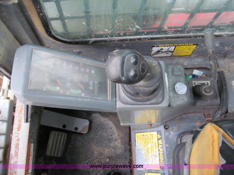 image for item E2172 2004 Takeuchi TL150 track skid steer