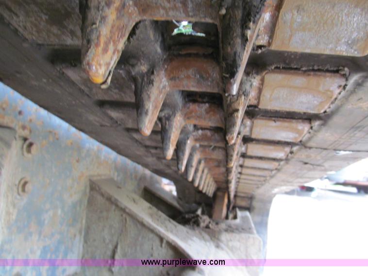 image for item E2172 2004 Takeuchi TL150 track skid steer