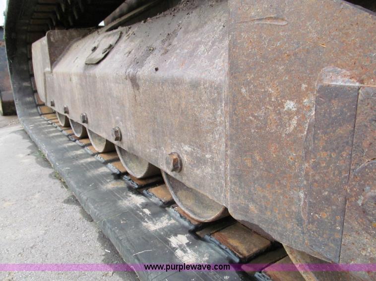 image for item E2172 2004 Takeuchi TL150 track skid steer