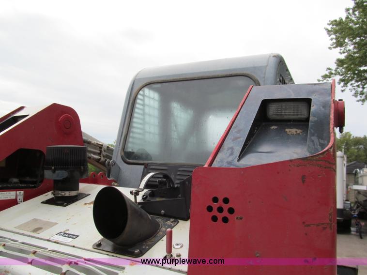 image for item E2172 2004 Takeuchi TL150 track skid steer