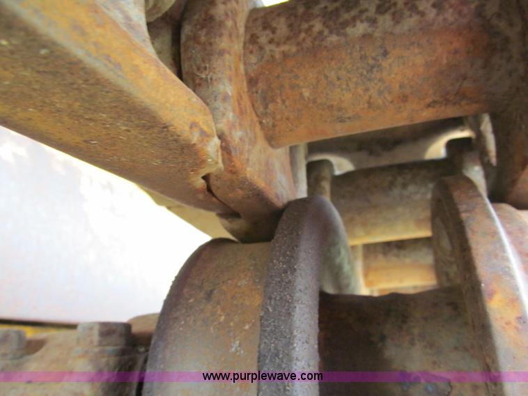 image for item E2191 1964 Caterpillar D6B dozer