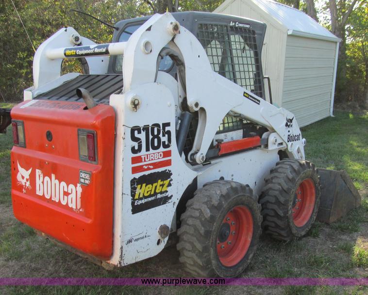 image for item E3508 2004 Bobcat S185 Turbo skid steer