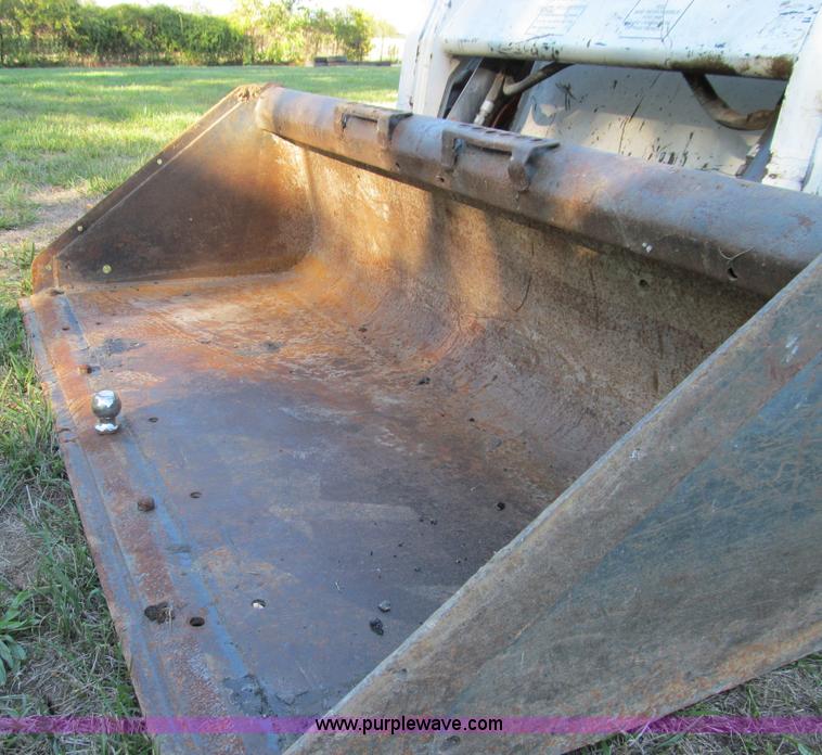 image for item E3508 2004 Bobcat S185 Turbo skid steer