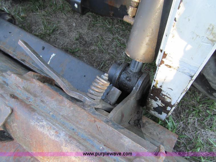 image for item E3508 2004 Bobcat S185 Turbo skid steer