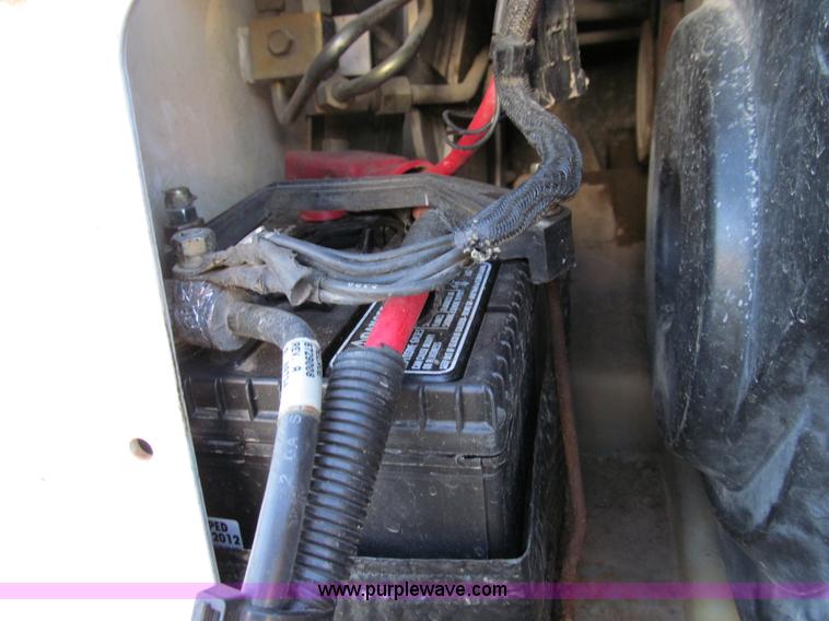 image for item E3508 2004 Bobcat S185 Turbo skid steer