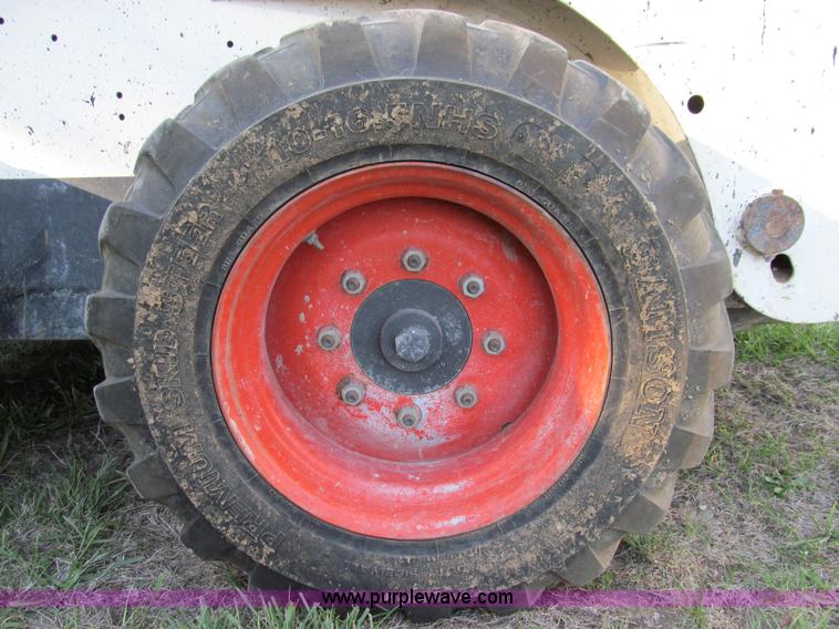 image for item E3508 2004 Bobcat S185 Turbo skid steer