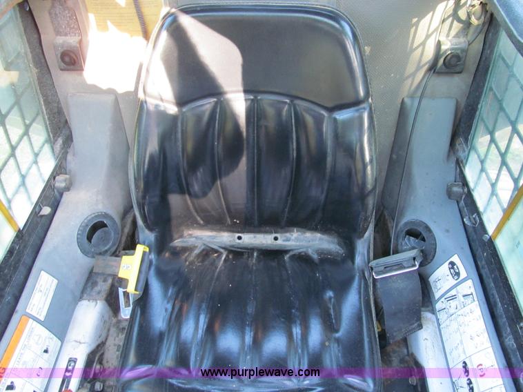 image for item E3508 2004 Bobcat S185 Turbo skid steer