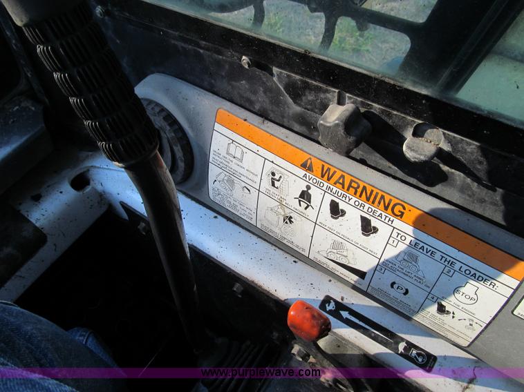 image for item E3508 2004 Bobcat S185 Turbo skid steer