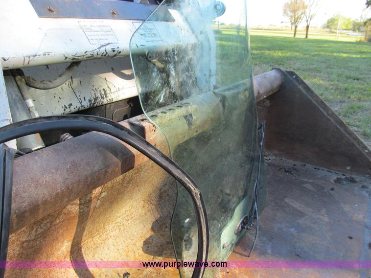 image for item E3508 2004 Bobcat S185 Turbo skid steer