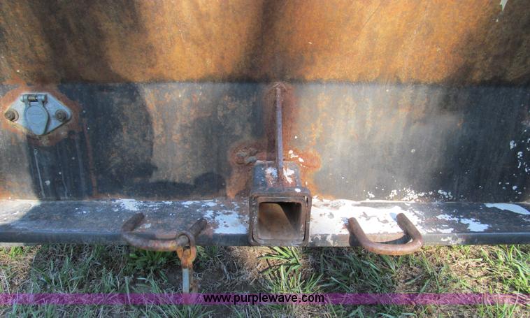 image for item E3509 1999 Ford F350 Super Duty flatbed pickup truck