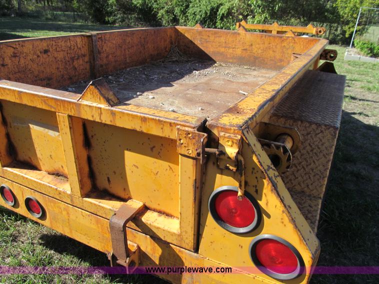 image for item E3510 1988 Brooks Brothers 9' x 5' trailer