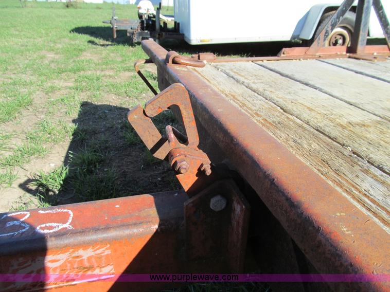 image for item E3511 1990 Ditch Witch 6 ton tilt bed trailer