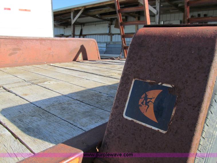 image for item E3511 1990 Ditch Witch 6 ton tilt bed trailer