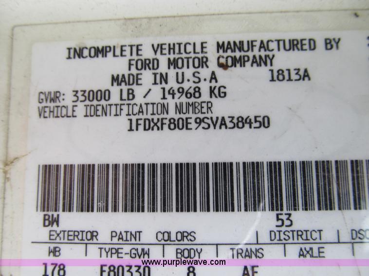 image for item E3515 1995 Ford F800 bucket truck