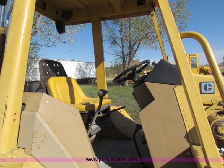 image for item E8043 1986 Caterpillar 416 backhoe
