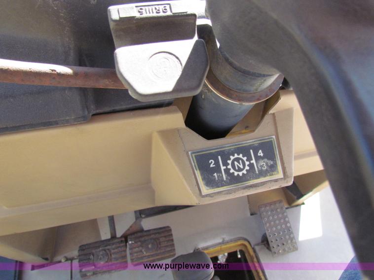 image for item E8043 1986 Caterpillar 416 backhoe